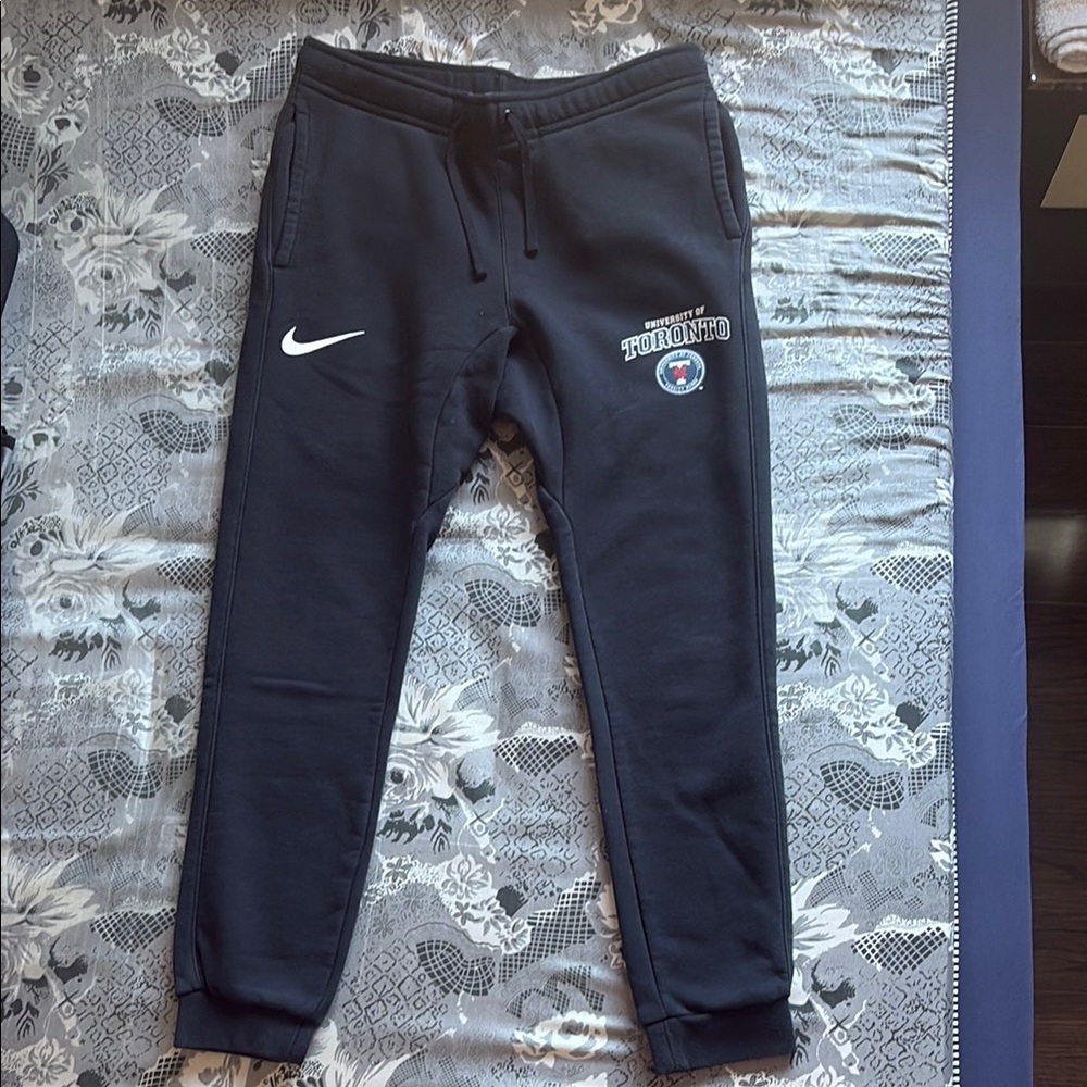 Nike Club Men’s UofT Sweatpants